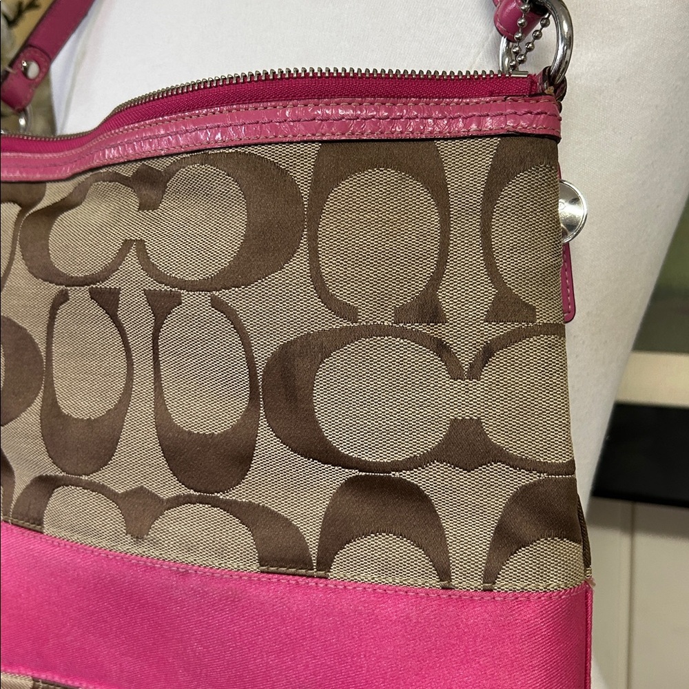 Coach Pink-Lined Handbag - Picture 13 of 16